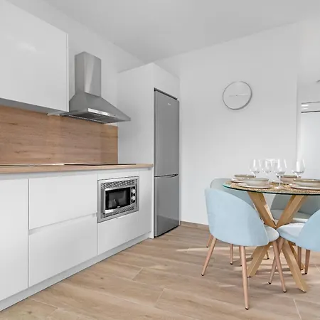 Flamboyan 3 Apartamento